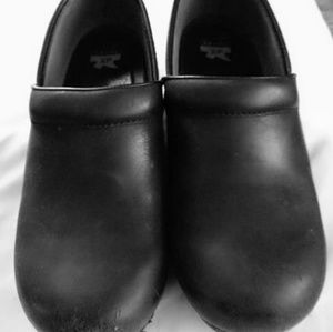 Dansko Pro XP clog